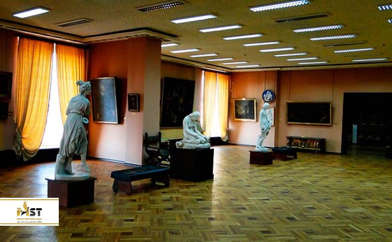 visit the National Gallery of Armenia